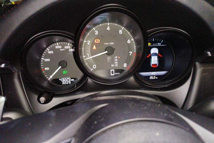 Used Porsche Macan 2022 Macan 2.0T Instrument Cluster