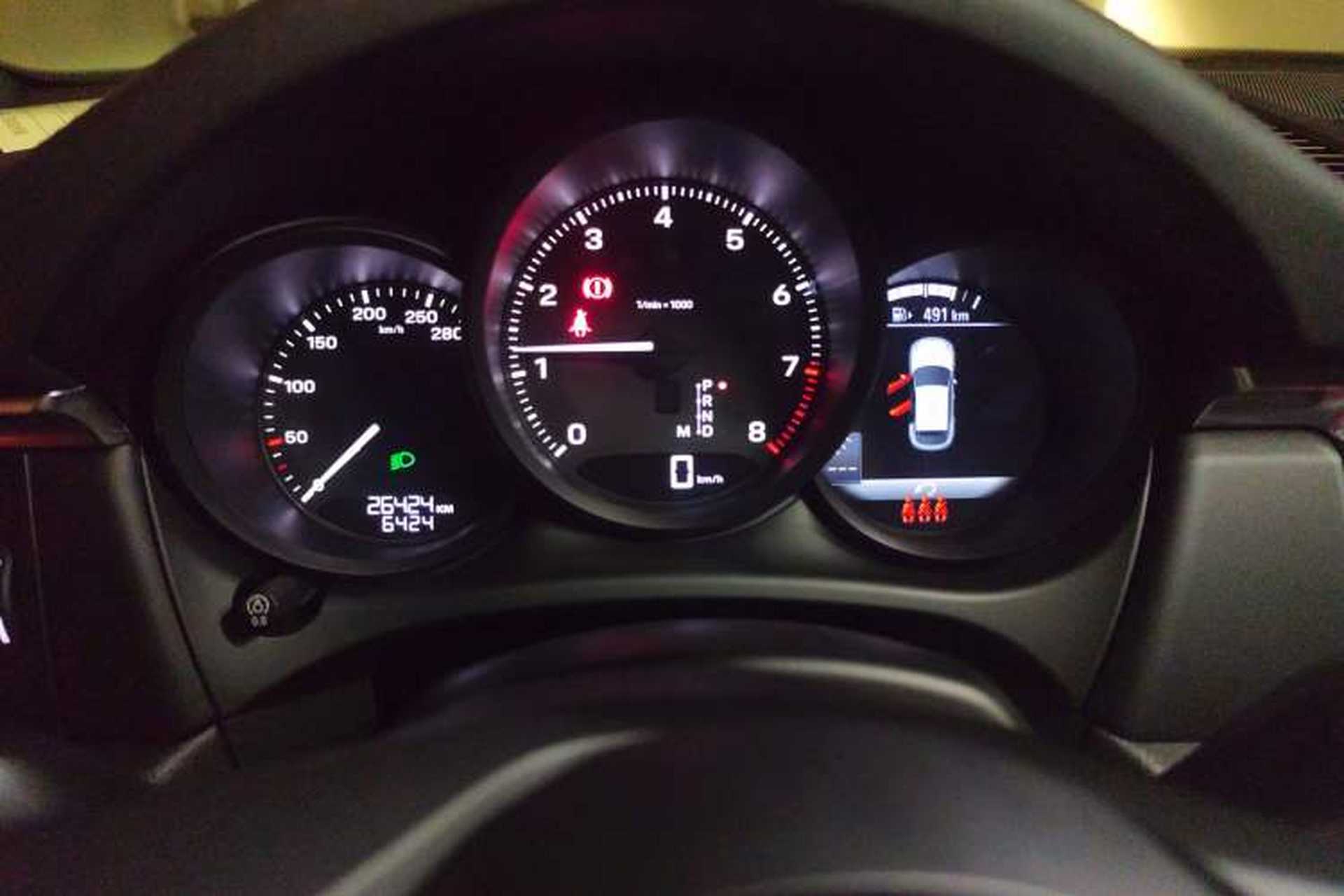 Used Porsche Macan 2022 Macan 2.0T Instrument Cluster