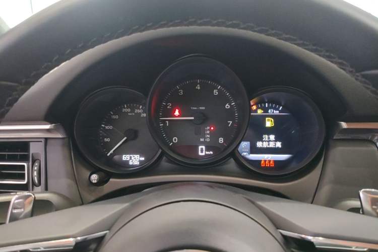 Used Porsche Macan 2022 Macan 2.0T Instrument Cluster