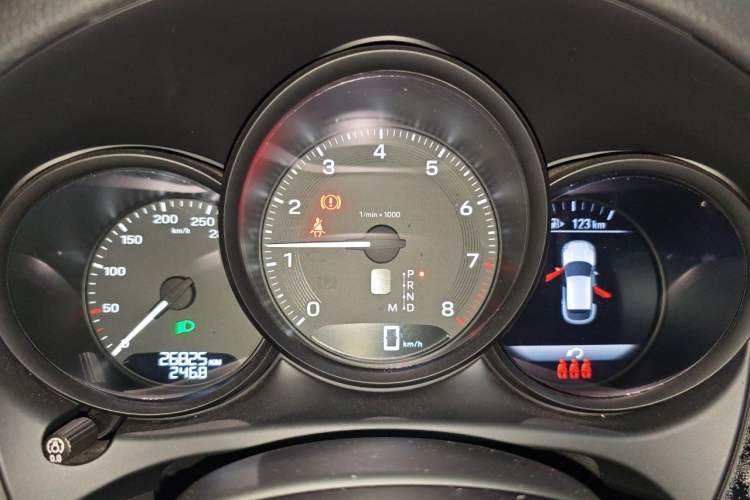 Used Porsche Macan 2022 Macan 2.0T Instrument Cluster
