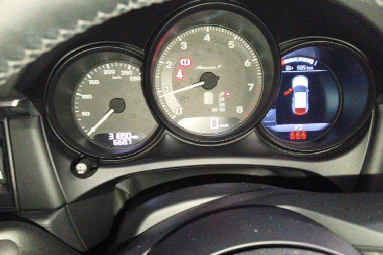 Used Porsche Macan 2022 Macan T 2.0T Instrument Cluster
