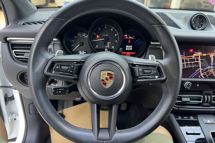 Used Porsche Macan 2022 Macan 2.0T Interior 3