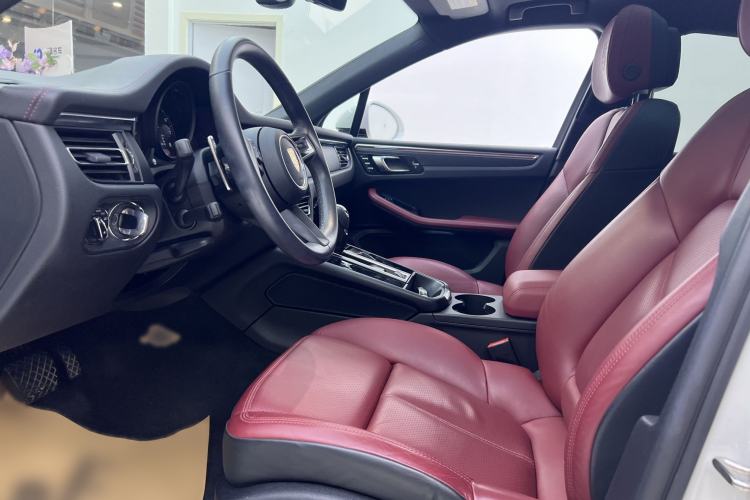 Used Porsche Macan 2022 Macan 2.0T Interior 6