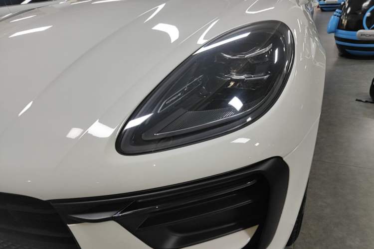 Used Porsche Macan 2022 Macan 2.0T Left Front Headlight