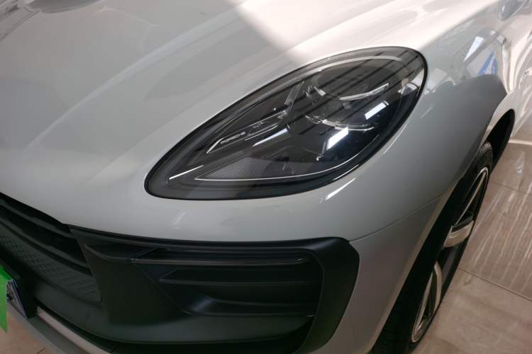Used Porsche Macan 2022 Macan 2.0T Left Front Headlight