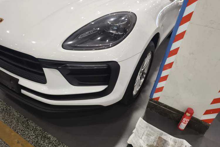 Used Porsche Macan 2022 Macan 2.0T Left Front Headlight