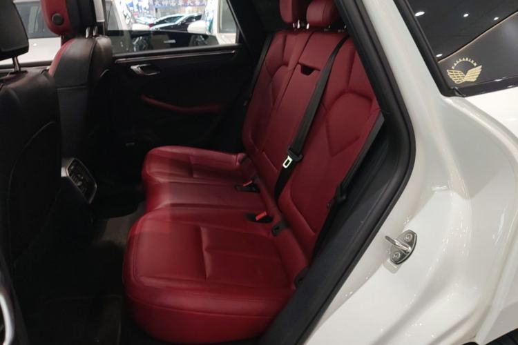 Used Porsche Macan 2022 Macan 2.0T Left Rear Seat