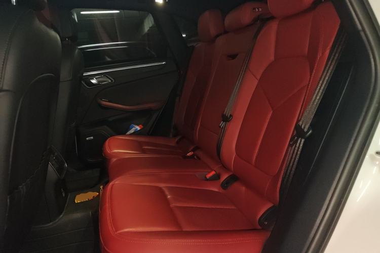 Used Porsche Macan 2022 Macan 2.0T Left Rear Seat