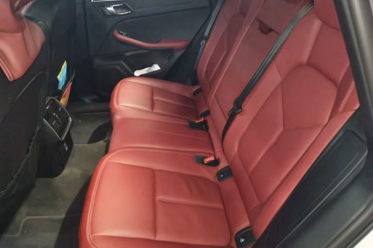 Used Porsche Macan 2022 Macan 2.0T Left Rear Seat