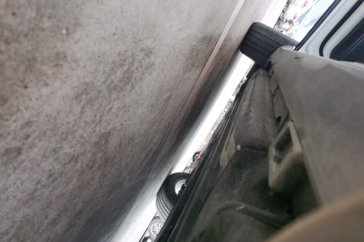 Used Porsche Macan 2022 Macan 2.0T Left Side Sill