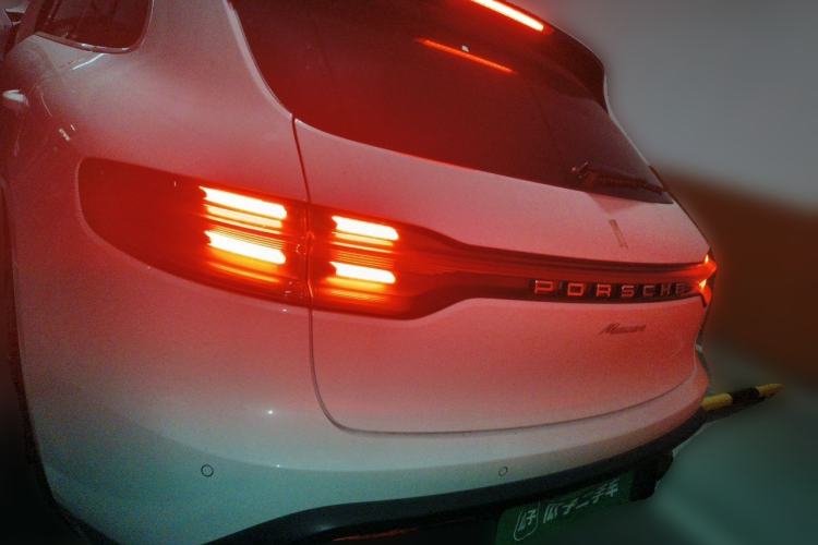 Used Porsche Macan 2022 Macan 2.0T Rear