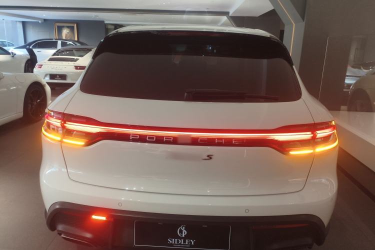 Used Porsche Macan 2022 Macan 2.0T Rear