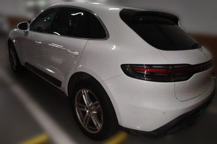 Used Porsche Macan 2022 Macan 2.0T Rear Left 45 Deg