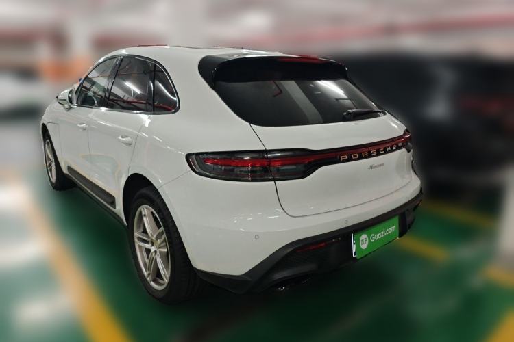 Used Porsche Macan 2022 Macan 2.0T Rear Left 45 Deg