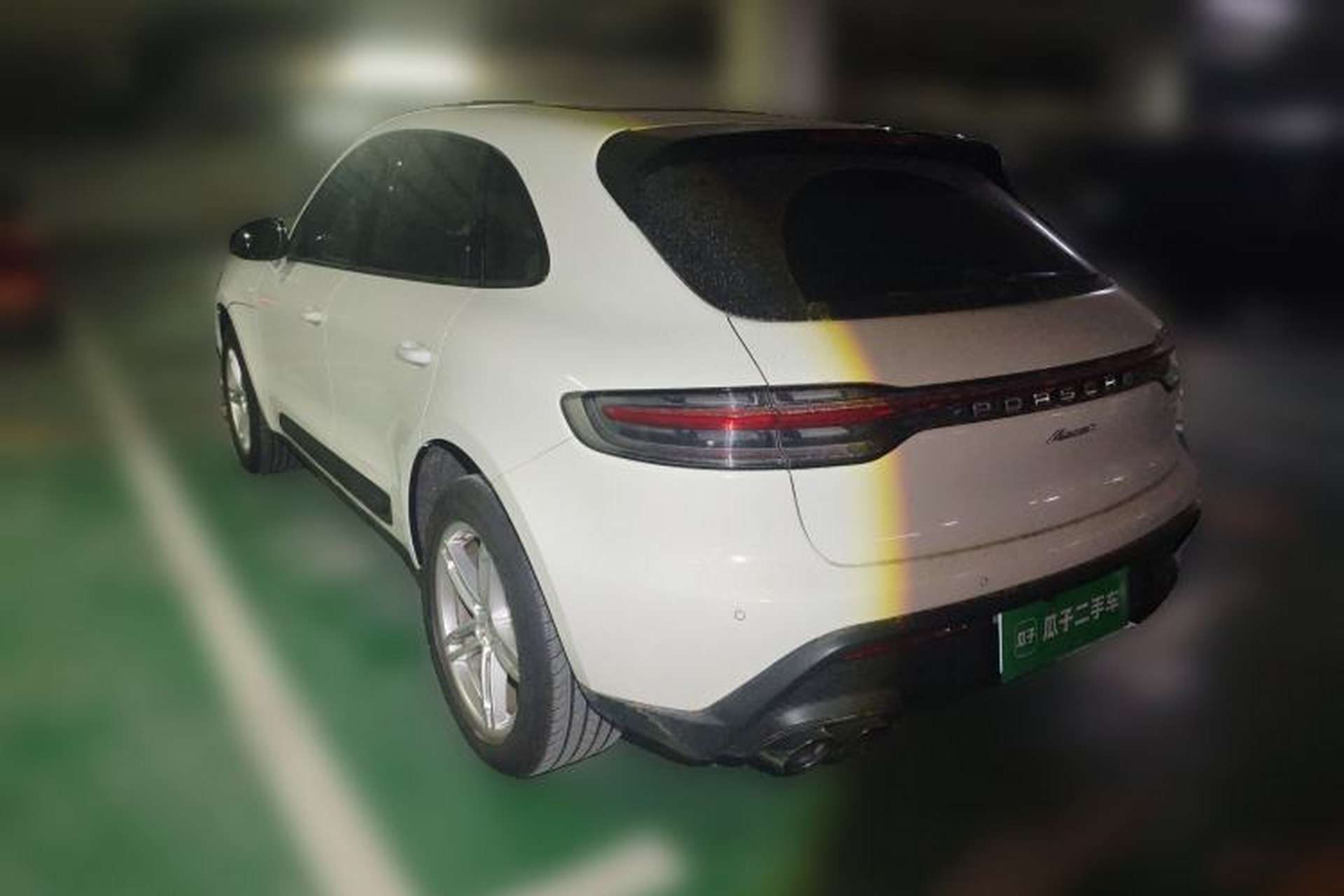 Used Porsche Macan 2022 Macan 2.0T Rear Left 45 Deg