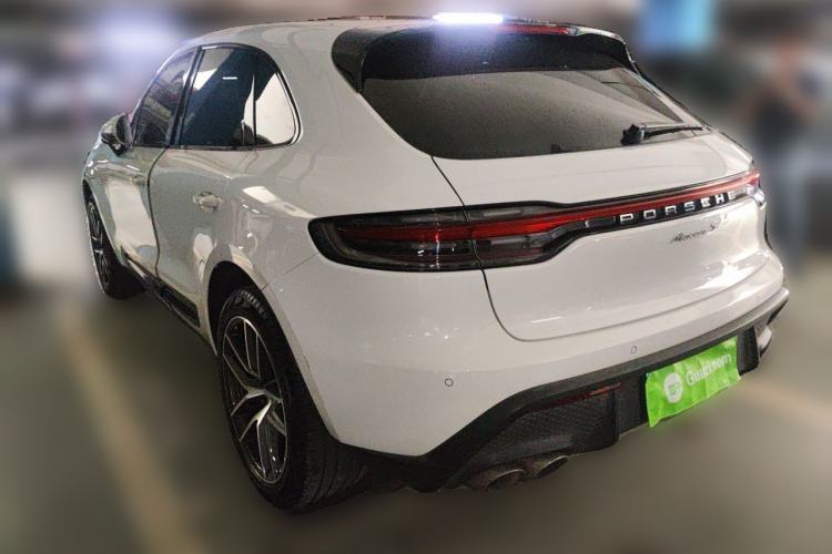 Used Porsche Macan 2022 Macan S 2.9T Rear Left 45 Deg