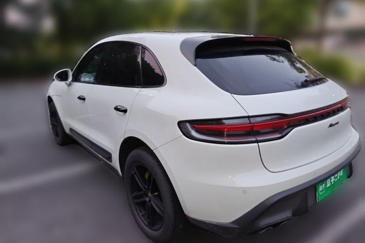 Used Porsche Macan 2022 Macan 2.0T Rear Left 45 Deg