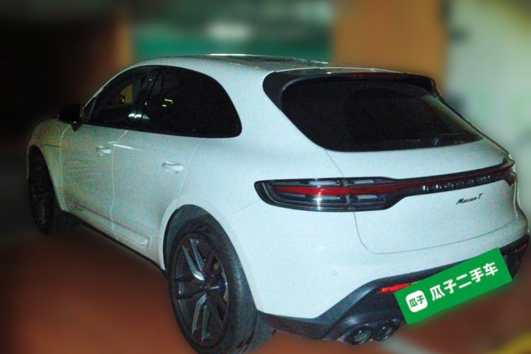 Used Porsche Macan 2022 Macan T 2.0T Rear Left 45 Deg