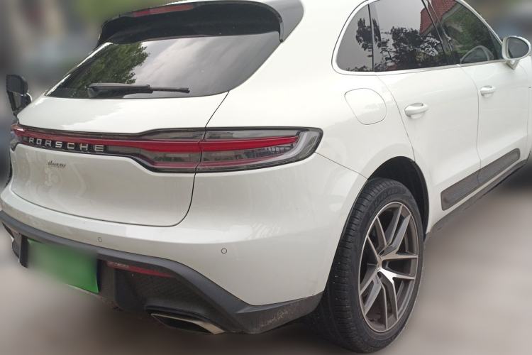 Used Porsche Macan 2022 Macan T 2.0T Rear Right 45 Deg