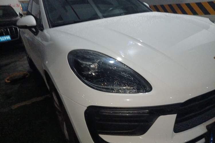 Used Porsche Macan 2022 Macan 2.0T Right Front Headlight