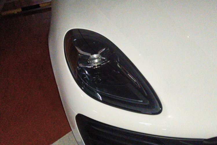 Used Porsche Macan 2022 Macan T 2.0T Right Front Headlight