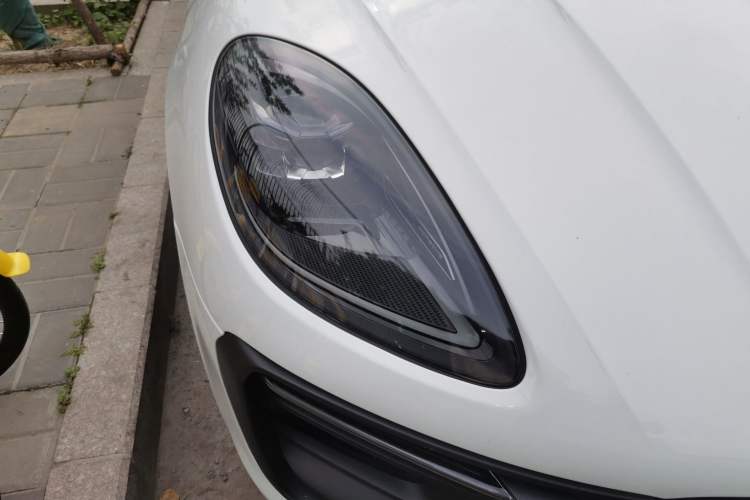 Used Porsche Macan 2022 Macan GTS 2.9T Right Front Headlight
