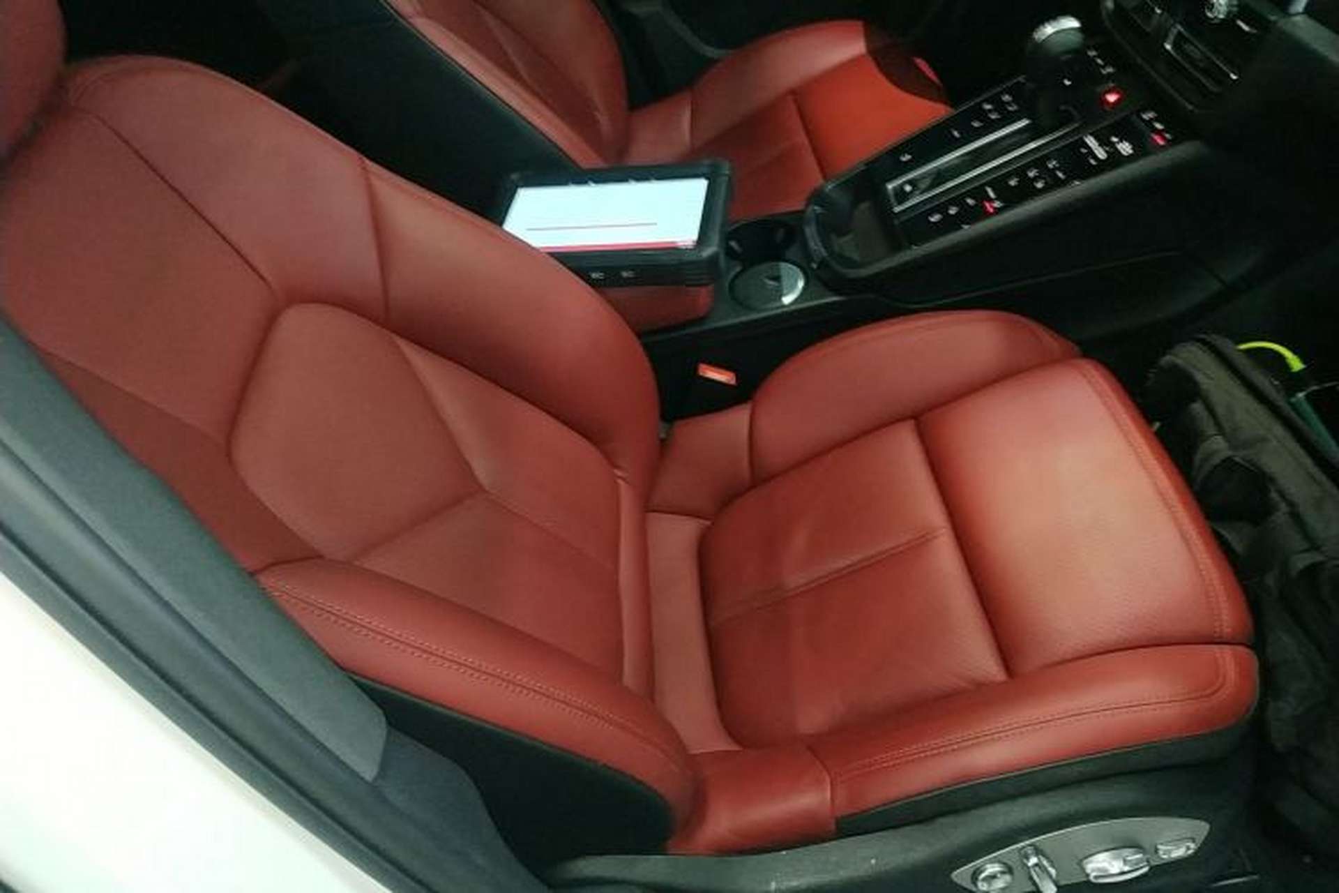 Used Porsche Macan 2022 Macan 2.0T Right Front Seat