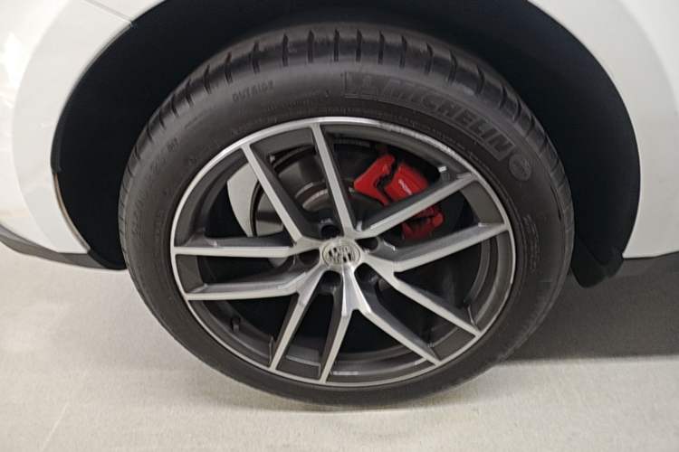 Used Porsche Macan 2022 Macan S 2.9T Right Rear Wheel Hub
