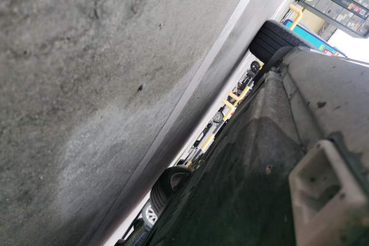 Used Porsche Macan 2022 Macan 2.0T Right Side Sill