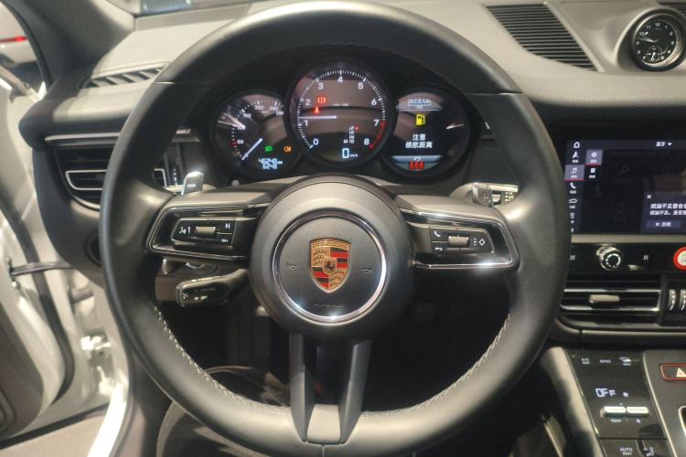 Used Porsche Macan 2022 Macan 2.0T Steering Wheel