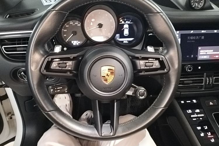 Used Porsche Macan 2022 Macan S 2.9T Steering Wheel