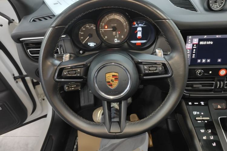 Used Porsche Macan 2022 Macan 2.0T Steering Wheel
