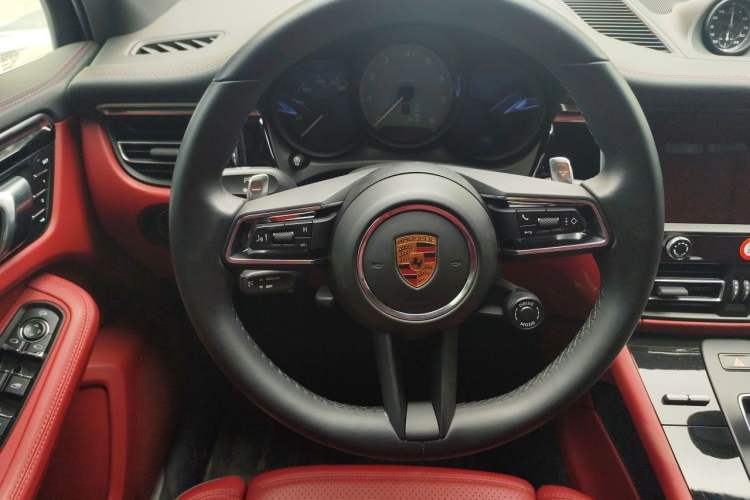 Used Porsche Macan 2022 Macan S 2.9T Steering Wheel