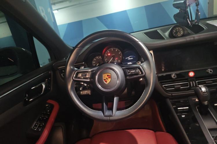 Used Porsche Macan 2022 Macan 2.0T Steering Wheel