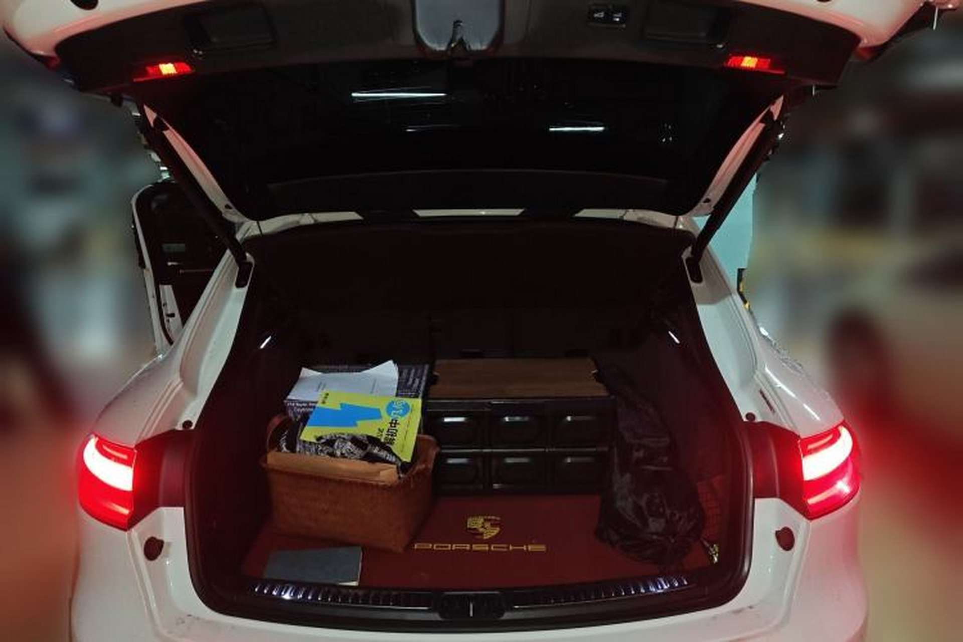 Used Porsche Macan 2022 Macan 2.0T Trunk
