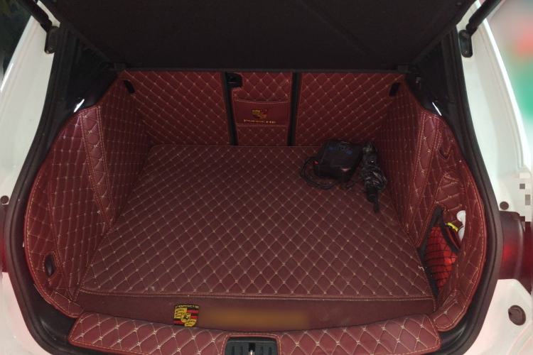 Used Porsche Macan 2022 Macan 2.0T Trunk