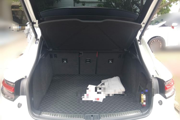 Used Porsche Macan 2022 Macan 2.0T Trunk