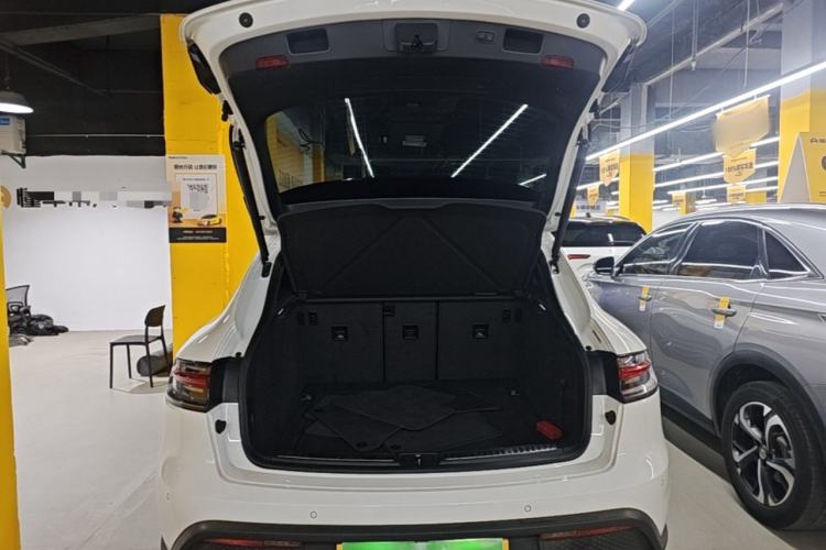 Used Porsche Macan 2022 Macan S 2.9T Trunk