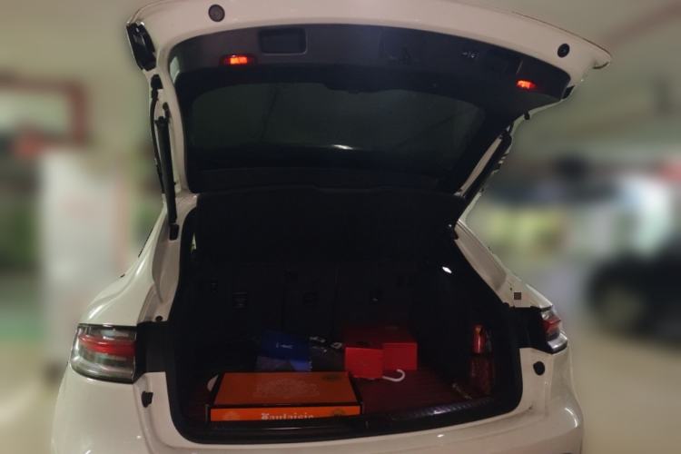 Used Porsche Macan 2022 Macan 2.0T Trunk