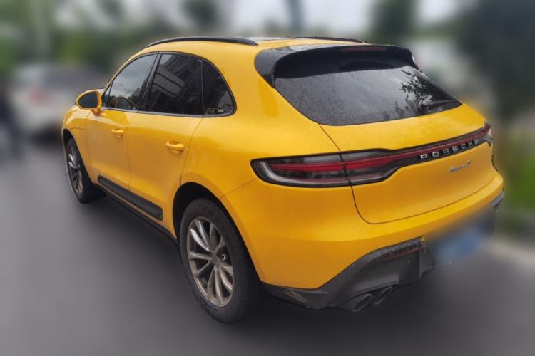 Used Porsche Macan 2022 Macan 2.0T Rear Left 45 Deg