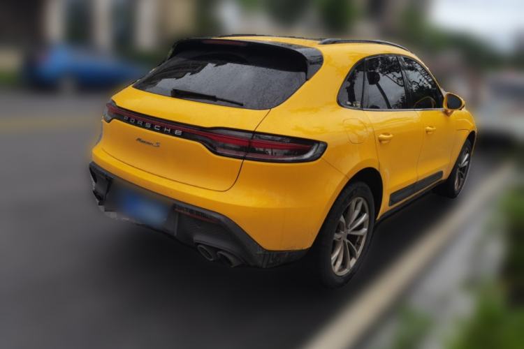 Used Porsche Macan 2022 Macan 2.0T Rear Right 45 Deg