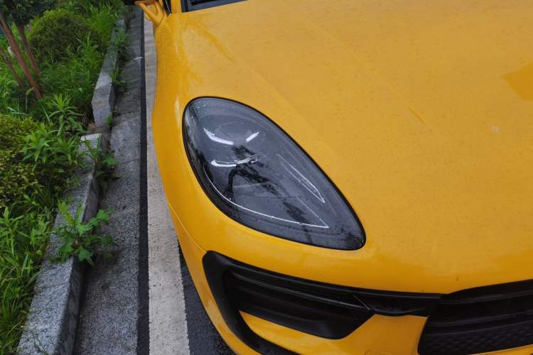 Used Porsche Macan 2022 Macan 2.0T Right Front Headlight
