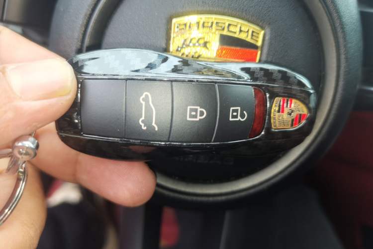 Used Porsche Macan 2022 Macan 2.0T Vehicle Key