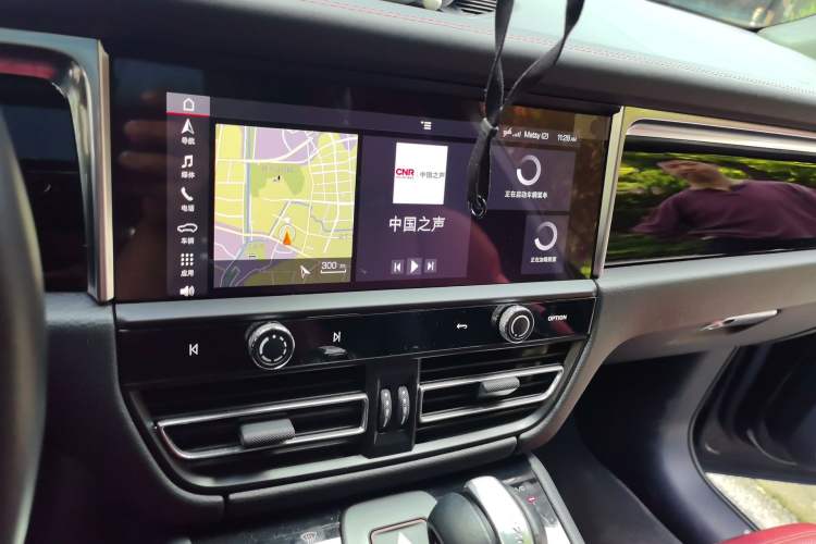 Used Porsche Macan 2023 Macan S 2.9T Audio And AC Panel