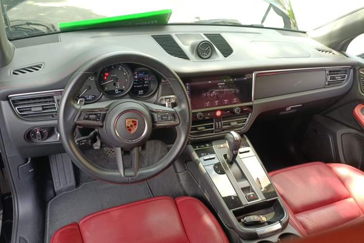 Used Porsche Macan 2023 Macan 2.0T Center Console