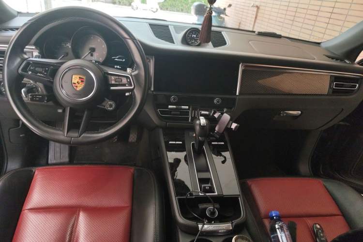 Used Porsche Macan 2023 Macan S 2.9T Center Console