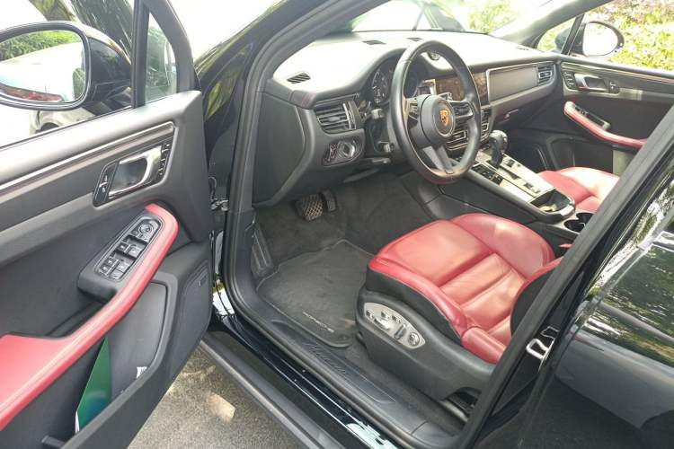 Used Porsche Macan 2023 Macan 2.0T Driver Seat