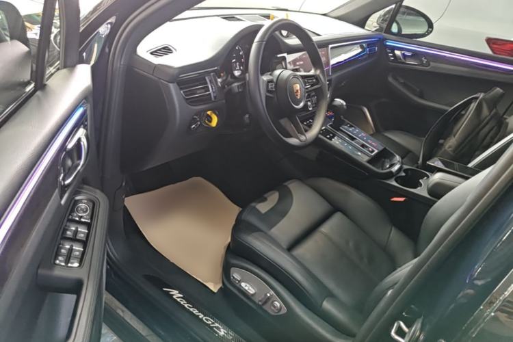 Used Porsche Macan 2023 Macan 2.0T Driver Seat