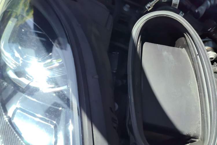Used Porsche Macan 2023 Macan S 2.9T Engine Bay Right
