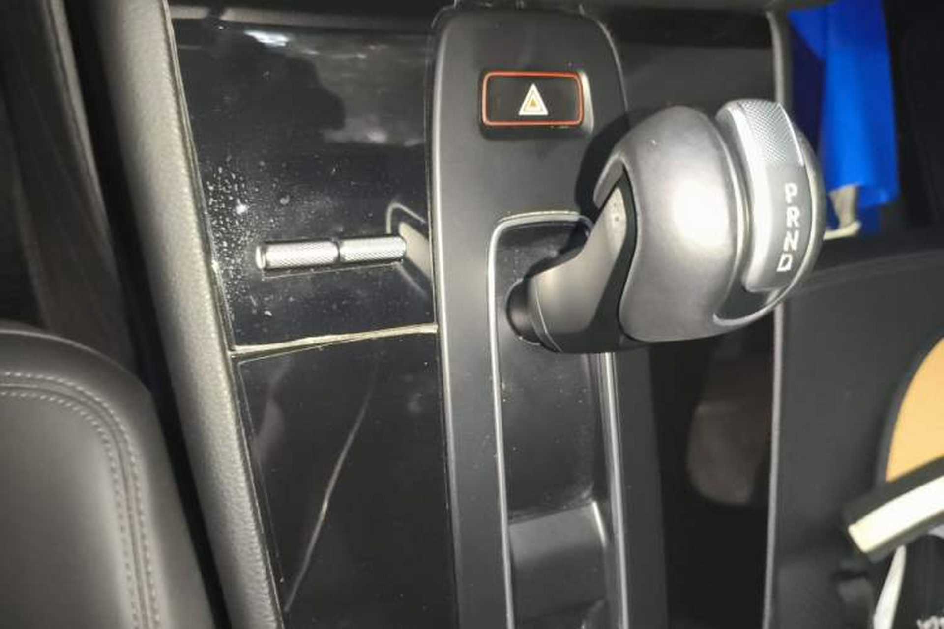 Used Porsche Macan 2023 Macan 2.0T Gear Lever